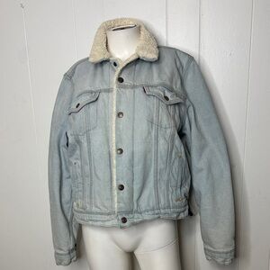 Levi’s denim jacket coat women’s XL fleece lined